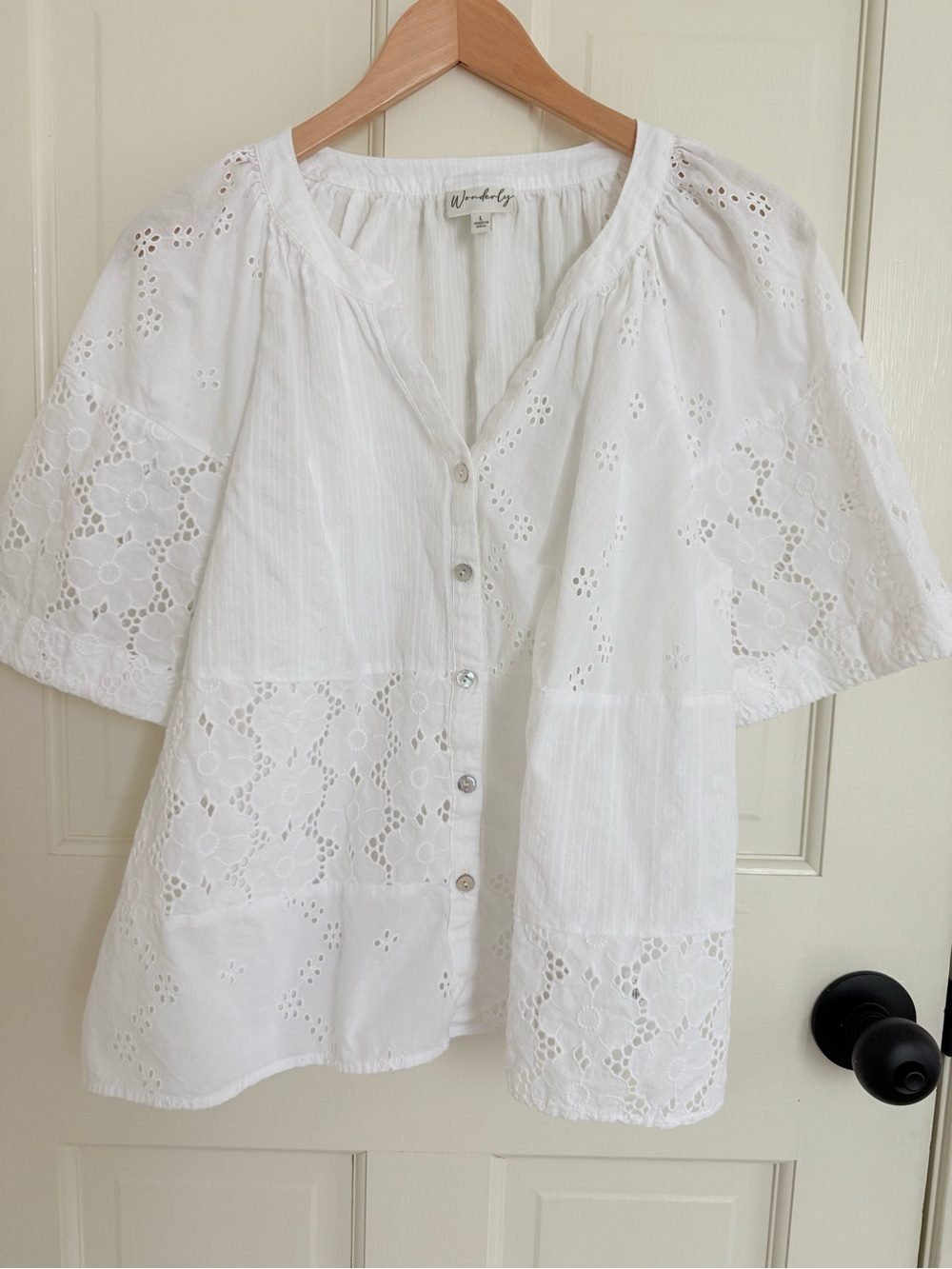 Wonderly White Eyelet Embroidered Button Front Blouse